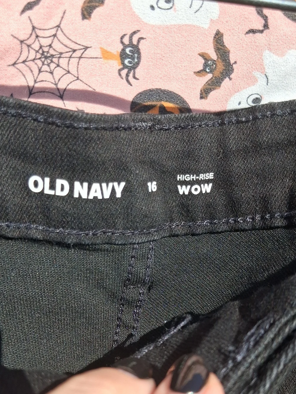 Old Navy Black Women’s Roll-Cuff High Rise Shorts